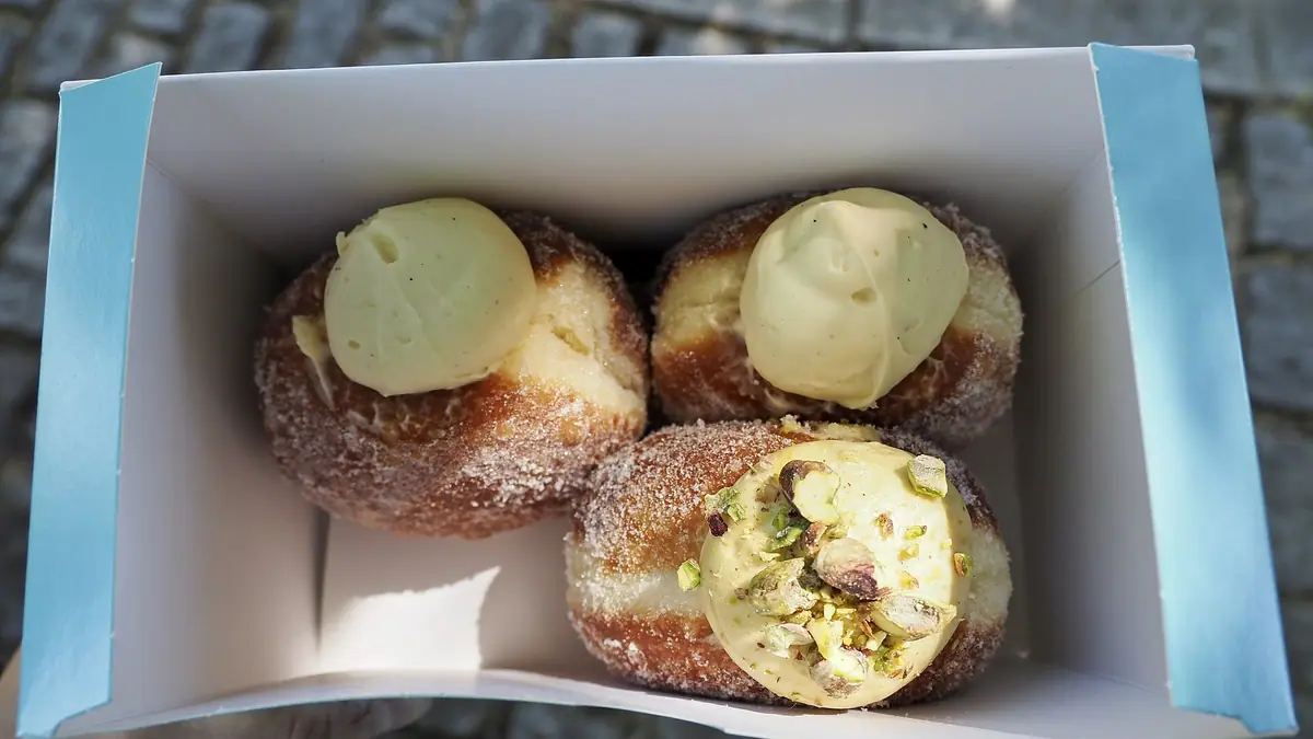 Patisserie bakes
